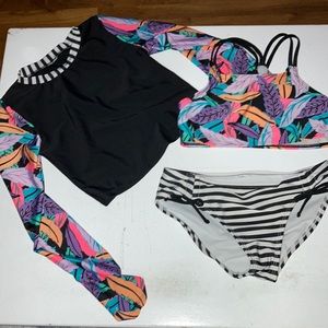 girls swimsuit w rash lang sleeve rash gard from target